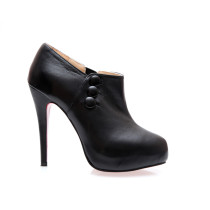 Ann Ankle Boot